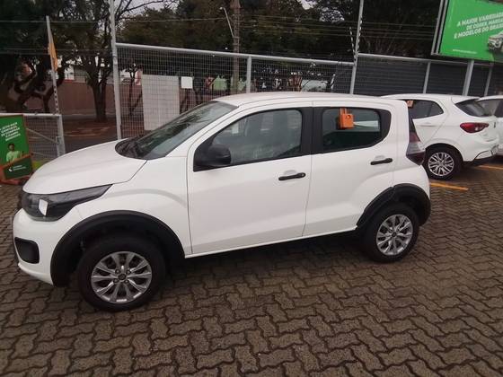 FIAT MOBI 1.0 EVO FLEX LIKE. MANUAL FIAT MOBI 1.0 EVO FLEX LIKE. MANUAL